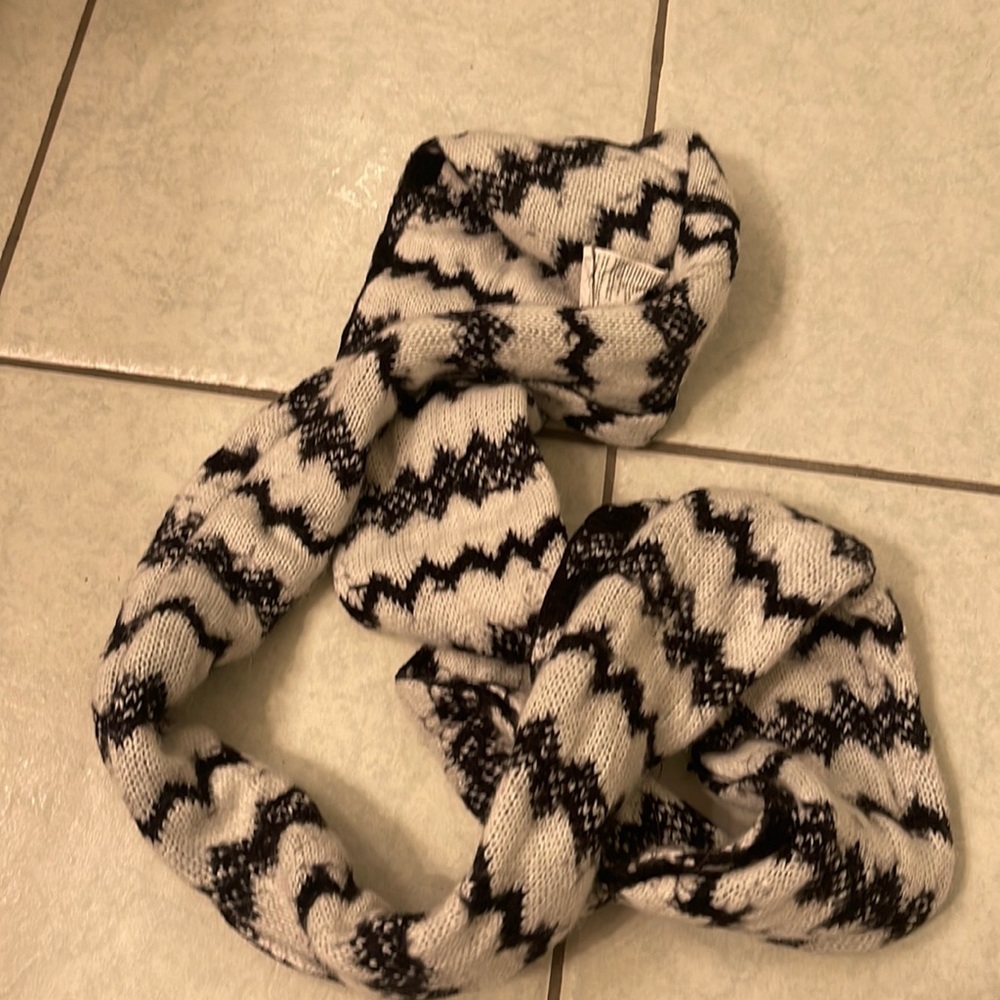 scarf